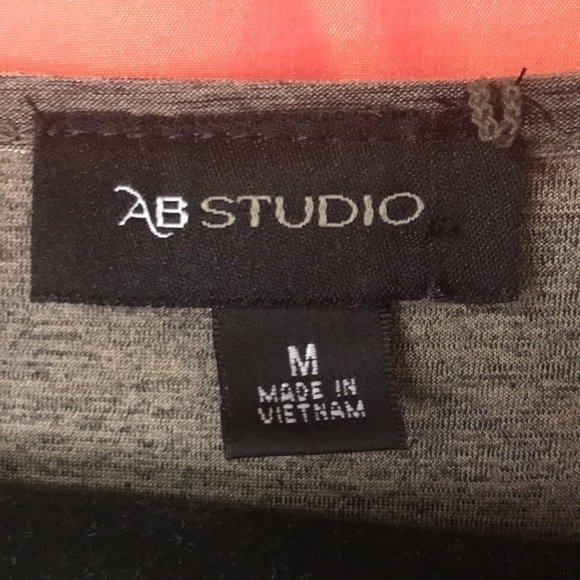 AB Studio Women’s Tunic Top Brown Size M Short Sleeves Banded Waist Stretchy - Picture 5 of 11